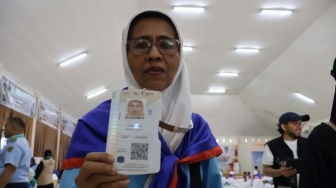 2 Calon Haji Embarkasi Padang Tertunda Berangkat karena Sakit