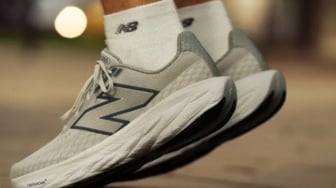 6 Sepatu New Balance Terbaik untuk Berbagai Jenis Lari dan Harganya
