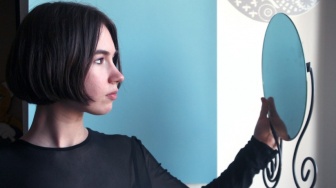 Saat Perempuan Dipaksa Masuk Standar yang Sama: Cantik Versi Siapa?