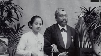 Emansipasi atau Eksploitasi? Menggugat Seremonial Tahunan untuk Kartini di Bulan April