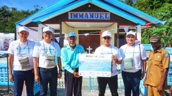 Pelindo dan 14 BUMN Luncurkan Kolaborasi TJSL di Raja Ampat, Perkuat Kemandirian Masyarakat 3T