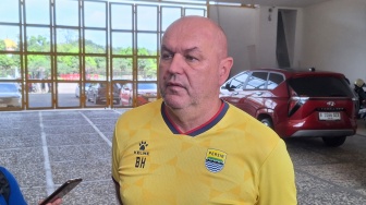 Persib dan Borneo FC Bersaing Ketat, Bojan Hodak Bicara Mental Juara