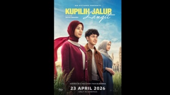 Ulasan Film Kupilih Jalur Langit: Kisah Nyata Viral yang Menguras Air Mata