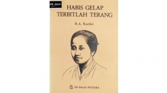 Mewarisi Kartini yang Mana? Membaca Ulang Jalan Menuju Terang