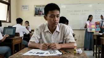 Ilusi Sekolah Gratis: Kisah Siswa yang Rela Sekolah di Tengah Keterbatasan