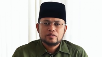 Gubernur Rudy Mas'ud Minta Maaf, Bakal Tanggung Sendiri Kursi Pijat dan Akuarium