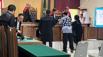 Putusan Hibah Pariwisata: Hakim Tidak Sependapat dengan JPU Soal Keterlibatan Raudi Akmal