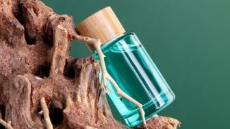 5 Pilihan Parfum Lokal Aroma Sandalwood yang Elegan dan Berkarakter