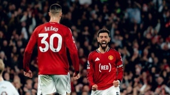 MU Bungkam Brentford dan Jauhi Kejaran Rival, Carrick: Tak Perlu Dirayakan