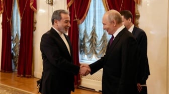 Abbas Araghchi Jumpa Putin, Rusia Buka Peluang Jadi Mediator Iran-AS