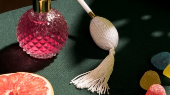 5 Pilihan Parfum Aroma Jeruk yang Segar di Cuaca Panas