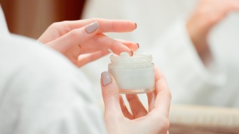 3 Krim Mengandung Calendula untuk Atasi Kemerahan dan Cegah Penuaan, Mulai Rp30 Ribuan