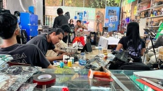 Tersesat di Jagakarsa, Menemukan GUDRND: Cerita di Balik Sampah yang Menjelma Jadi Karya