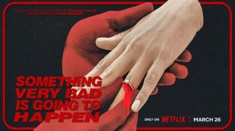 Hitung Mundur Mimpi Buruk dalam Something Very Bad is Going to Happen