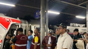 Tinjau Kecelakaan Kereta di Stasiun Bekasi Timur, Anggota DPR Sudjatmiko: Situasi Sangat Mencekam