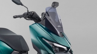 Tanpa Rangka eSAF, Skutik Baru Honda Ini Pakai Dek Rata Rasa PCX Mewah
