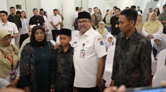 Asa di Tengah Duka: Pemprov DKI Siapkan Beasiswa bagi Anak Guru Nur Laila Korban Tragedi KRL Bekasi