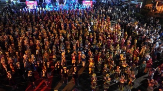 10 Jam Menari di Tepian Musi, Ribuan Penari Satapa Satukan Tradisi dan Zaman