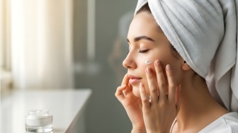 5 Krim Malam Mengandung Peptide untuk Wajah Lebih Kencang dan Bebas Kerutan