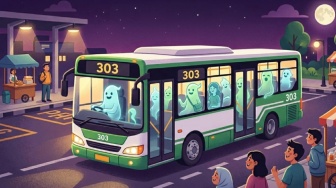 Penumpang Bus 303 yang Turun Tanpa Membuka Pintu