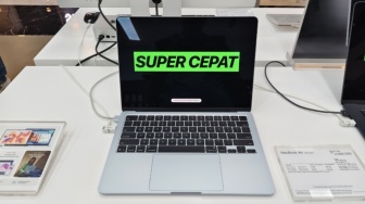 MacBook Air M4 13 Inci: Laptop Tipis dengan Tenaga yang Tak Terduga