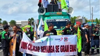Katanya Kota Industri, Gaji Buruh Cilacap di Bawah UMK