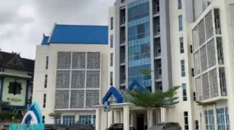 Digerebek Istri di Kos Bareng Mahasiswi, Wakil Dekan UIN Jambi Langsung Dinonaktifkan