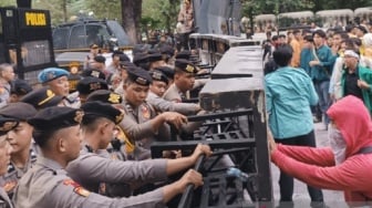 Mahasiswa Kepung Jakarta Hari Ini: 3.225 Polisi Siaga di Titik Demo DPR, Kemendikti, hingga Gambir