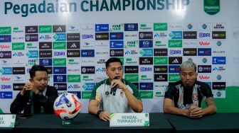Kendal Tornado FC Menggila di Laga Pamungkas, Stefan Keeljes Puji Performa Pemain