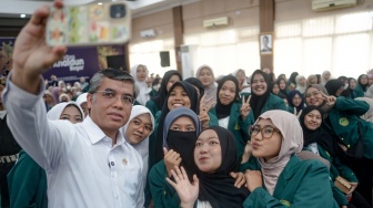 Tak Cuma Andalkan Ijazah, Menaker Yassierli Sebut Skill Jadi Kunci Utama Dunia Kerja