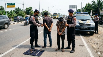 Misteri Avanza di Lintas Timur Mesuji: Polisi Temukan Senpi FN dan Amunisi di Bawah Jok