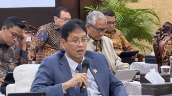 Purbaya Restui Subsidi 200 Ribu Unit Motor dan Mobil Listrik, Berlaku Juni 2026