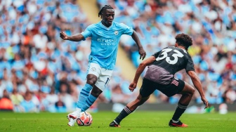 Jeremy Doku Tegaskan Manchester City Belum Menyerah Kejar Gelar