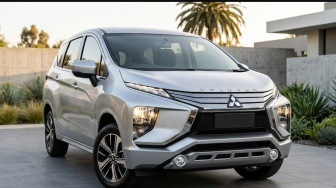 Bosan Suspensi Keras? Coba LMPV Elegan Bekas Ini, Garansi Nyaman Keluarga Tenang