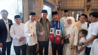 Lepas Jamaah Haji, Ketua DPRD Kota Bogor Titip Doa untuk Kesejahteraan Warga