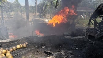 Bus ALS yang Terbakar di Muratara Ternyata Bawa Motor dan Tabung Gas Elpiji