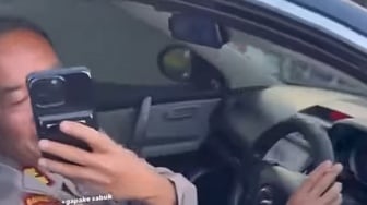 Polisi Viral Merokok Sambil Nyetir: Saya Berjanji Takkan Mengulangi Lagi
