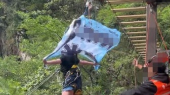 Viral Wisatawan Jatuh dari Ayunan Tebing, Korban Sempat Teriak: Tali Tidak Kencang!