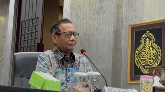 Mahfud MD: KPRP Rekomendasikan Rangkap Jabatan Polri Dibatasi Lewat UU ASN