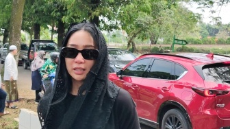 Perasaan Ganjal Bunga Zainal hingga Badan Terasa Gatal Sebelum sang Ayah Meninggal
