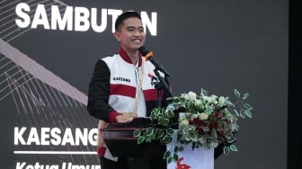 Kaesang Lantik Pengurus DPW PSI Papua Tengah, Nama Jokowi Diteriakkan