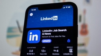 Scroll LinkedIn Terus, Kenapa Malah Jadi Insecure?