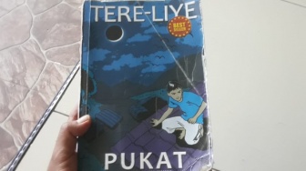 Simfoni Kesederhanaan Didikan Mamak Nur dan Bapak Syahdan dalam Novel Pukat