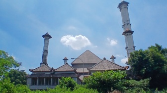 Kejagung Tinjau Masjid Sriwedari Solo yang Mangkrak sejak 2021, Pembangunan Bakal Dilanjutkan?