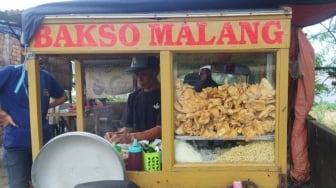 Full Daging, Menikmati Sensasi Bakso Autentik ala Cak Wawan di Kota Jambi