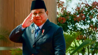 Presiden Prabowo Subianto tiba di Mactan Expo untuk menghadiri sesi pleno KTT ke-48 ASEAN di Cebu, Filipina, Jumat (8/5/2026). [ANTARA FOTO/HO-BPMI/mrh/tom]
