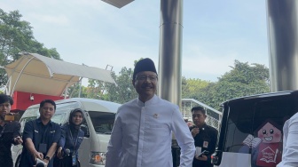 Gus Ipul Sambangi KPK, Minta Pengawasan Pengadaan Barang Kemensos agar Bebas Korupsi
