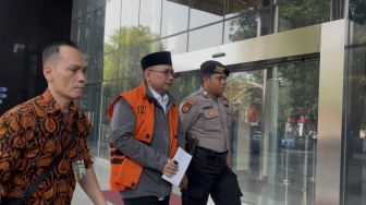 Sama-sama di KPK, Gus Yaqut Kirim Salam untuk Mensos Gus Ipul Sebelum Kembali ke Rutan