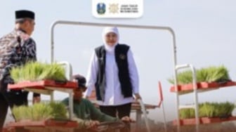 Gubernur Khofifah Pimpin Panen dan Percepatan Tanam: Produksi Naik 5 Persen, Target Ekspor Beras