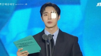 Bikin Khawatir di Baeksang, Ini Alasan Mata Choo Young Woo Ditutup Perban
